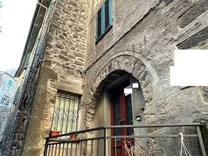 Casa con 6 locali in vendita in Via Della Verginetta, San Marcello Piteglio