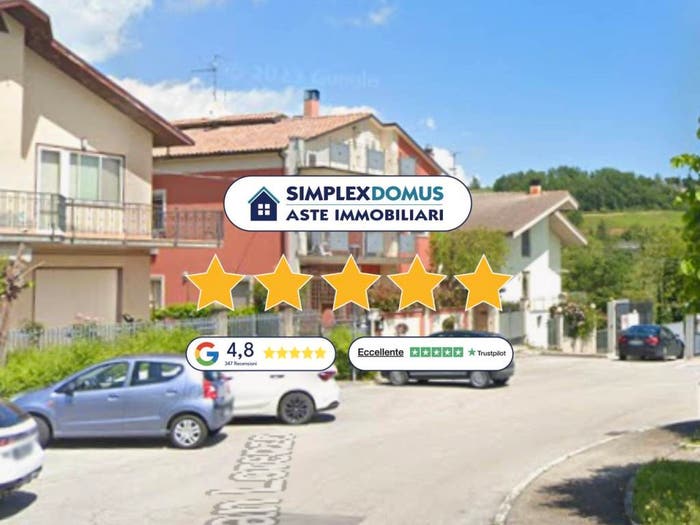 Appartamento con 6 locali in vendita in Piazza Gian Lorenzo Bernini, Val Vomano, Penna Sant'Andrea