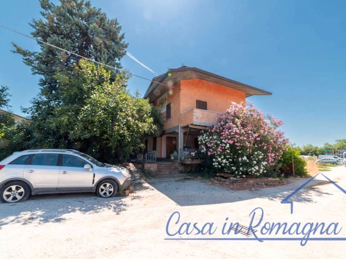 Casa con 6 locali in vendita in Via Emilia, Budrio, Longiano