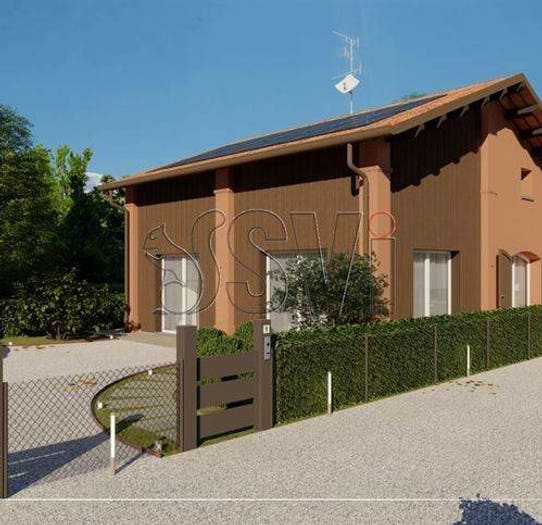 Casa trilocale in vendita in Faenza