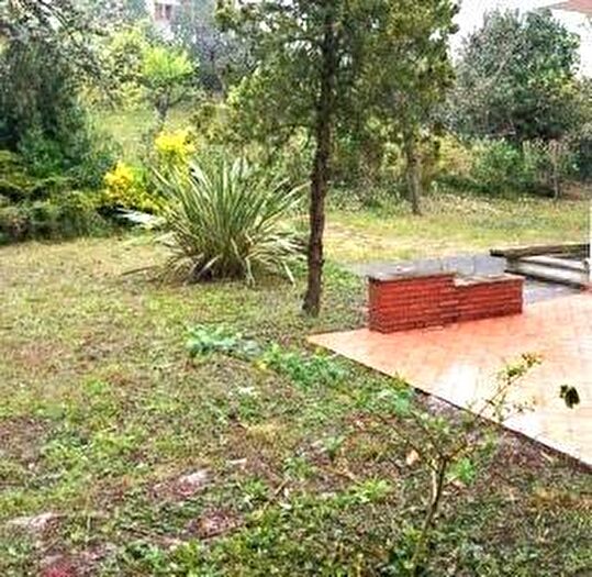 Casa con 6 locali in vendita in Candia, Ancona