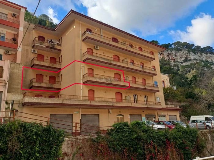Appartamento trilocale in vendita in Via Trani, Modica Bassa, Modica