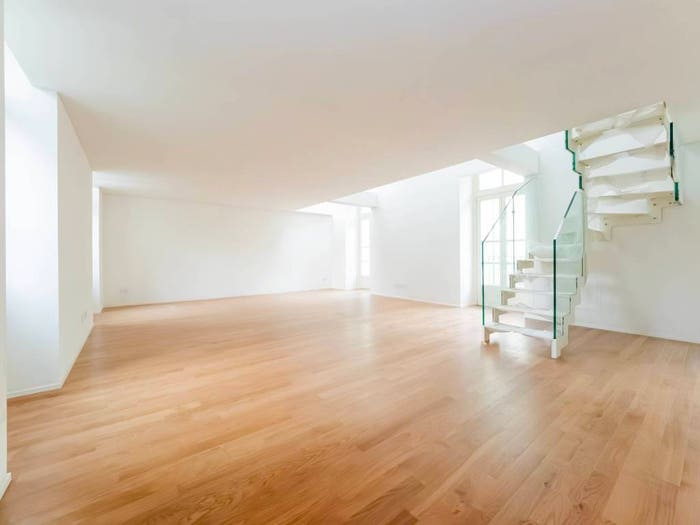 Appartamento quadrilocale in vendita in Via Antonio Ghislanzoni, Centro, Lecco
