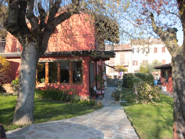 Casa trilocale in vendita in Località Serra, Serralunga di Crea