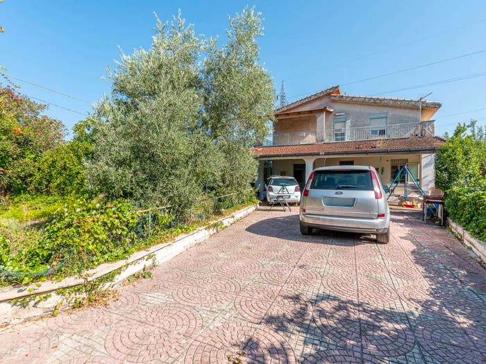 Casa quadrilocale in vendita in Via del Fico d'India, Piano Pantaleo, Misilmeri