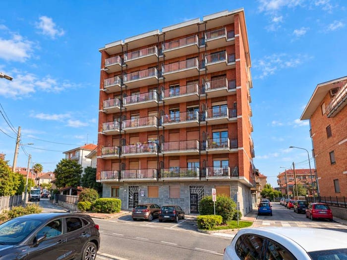 Appartamento bilocale in vendita in Via Carignano, Centro, Vinovo