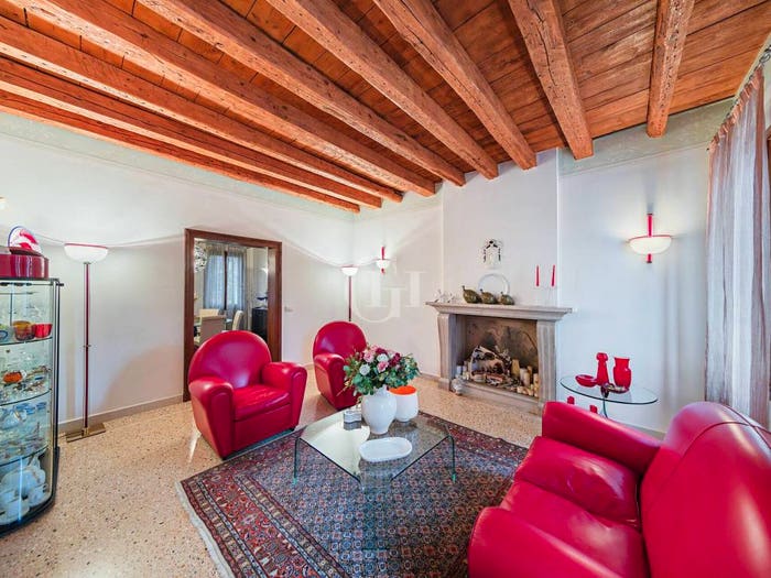 Casa con 6 locali in vendita in Cessalto