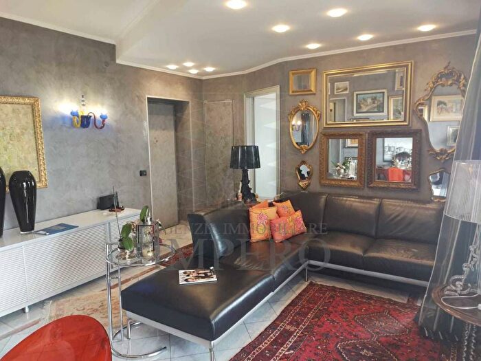 Appartamento quadrilocale in vendita in Via Privata Bellavista, Centro, Vallecrosia