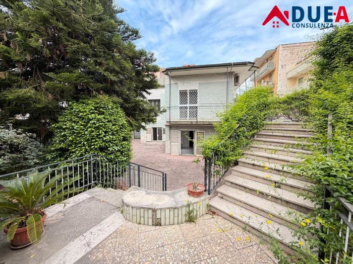 Casa con 6 locali in vendita in Via Vincenzo Cimmino, Grumo Nevano