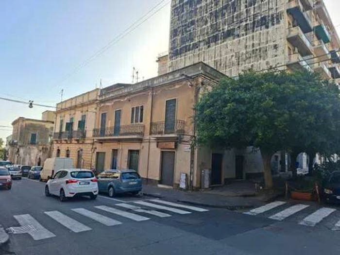 Casa con 6 locali in vendita in Via Vittorio Emanuele Ii, Centro Storico, Acireale