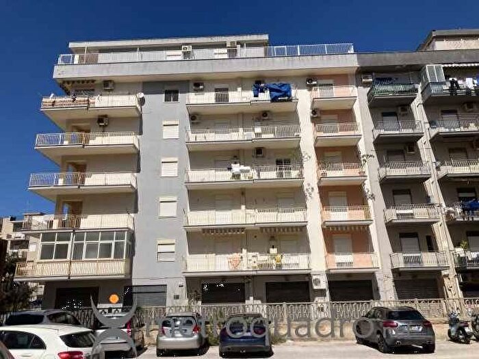 Appartamento con 5 locali in vendita in Via Fratelli Bellanca, Centro, Sciacca