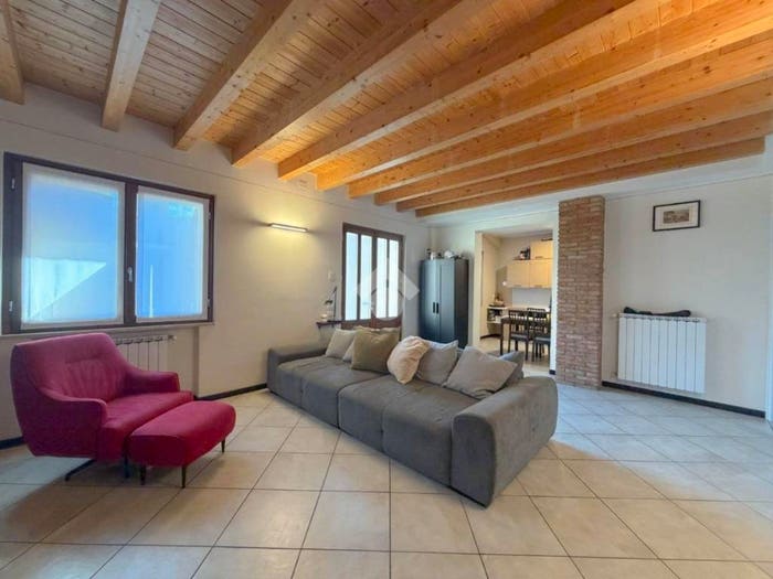 Casa trilocale in vendita in Via Levrini, Villaggio Dante Alighieri, Padenghe sul Garda