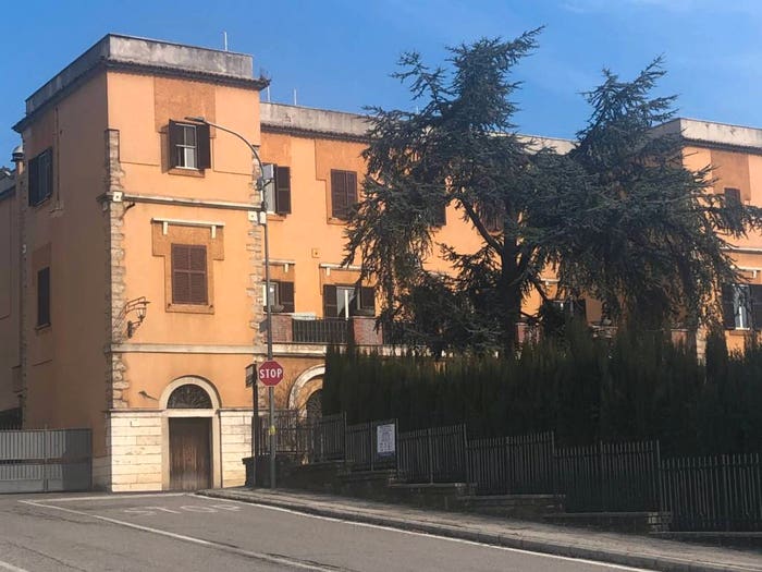 Casa con 6 locali in vendita in VIA SANTA CECILIA N TECCHIENA DI ALATRI, Alatri