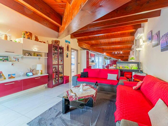 Casa quadrilocale in vendita in Via Taranto, Silvi Marina, Silvi