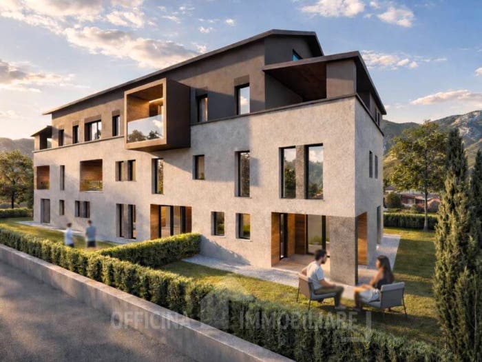 Appartamento trilocale in vendita in Via San Martino, Centro, Morbegno