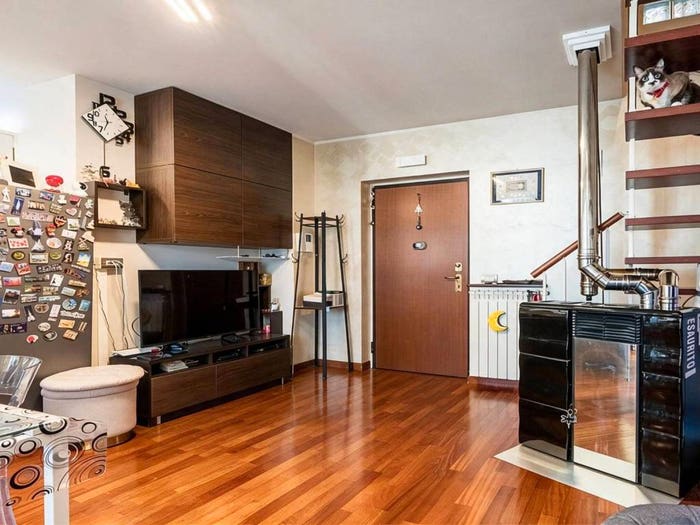 Appartamento con 6 locali in vendita in Via Regno Unito, Orbassano