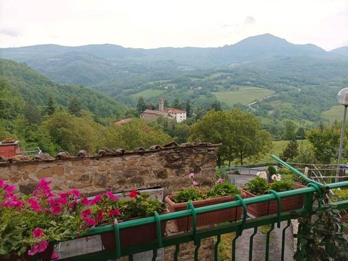 Casa con 6 locali in vendita in Via Castro Semovilla, Firenzuola