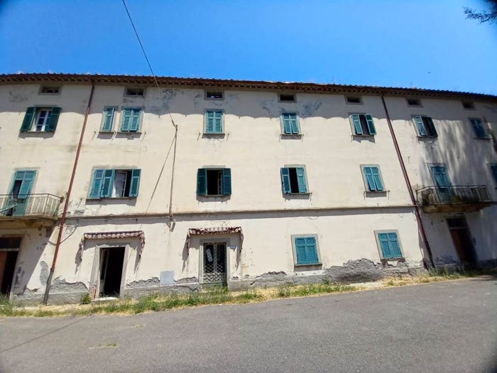 Appartamento con 6 locali in vendita in Via Bettino Ricasoli, Centro, Monterotondo Marittimo