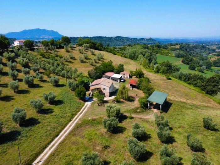 Casa con 5 locali in vendita in VIA DEI COLLI, Collevecchio