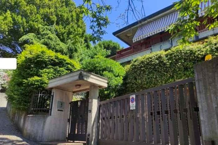 Casa quadrilocale in vendita in Via Stoppani, Centro, Inverigo