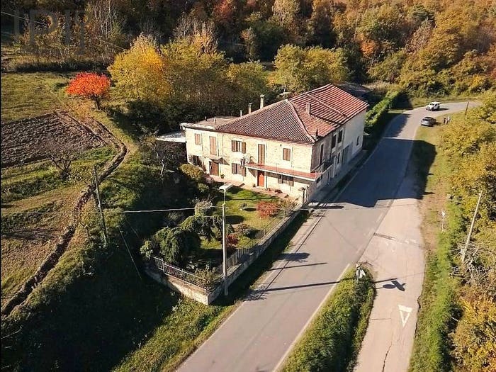 Casa con 6 locali in vendita in regione miscale, Montabone