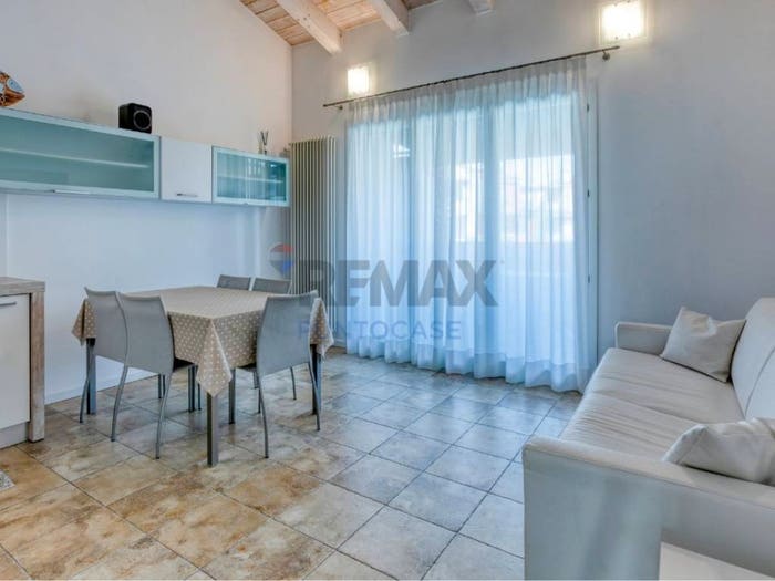 Appartamento trilocale in vendita in Via Mons Marcato, Lido Centro Ovest, Jesolo