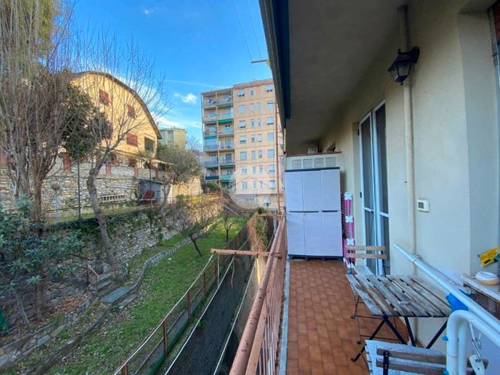 Appartamento quadrilocale in vendita in Via Aurelio Robino, Marassi, Genova