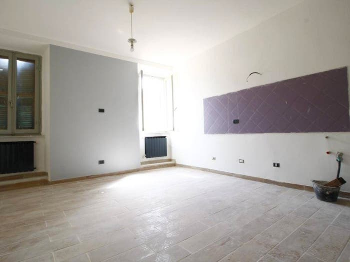 Appartamento quadrilocale in vendita in Via regina margherita, Centro, Canino