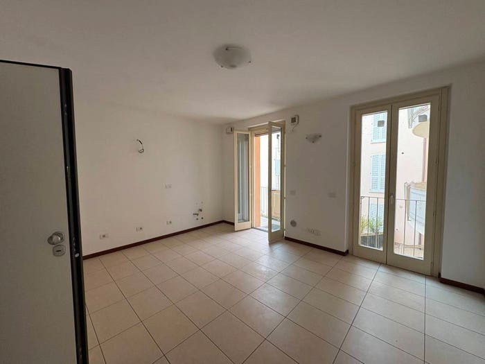Appartamento trilocale in vendita in Via Giovanni Capra, Centro, Pontenure