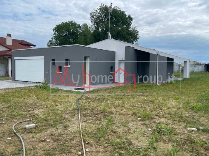 Casa con 6 locali in vendita in Centro, Abano Terme