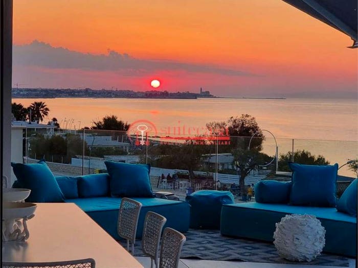 Casa con 6 locali in vendita in lungomare Paternostro, Bisceglie