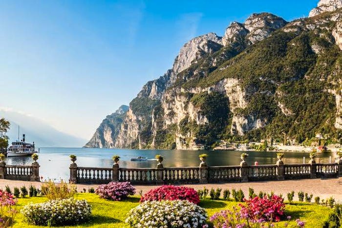 Appartamento trilocale in vendita in Via Fiume, Centro, Riva del Garda