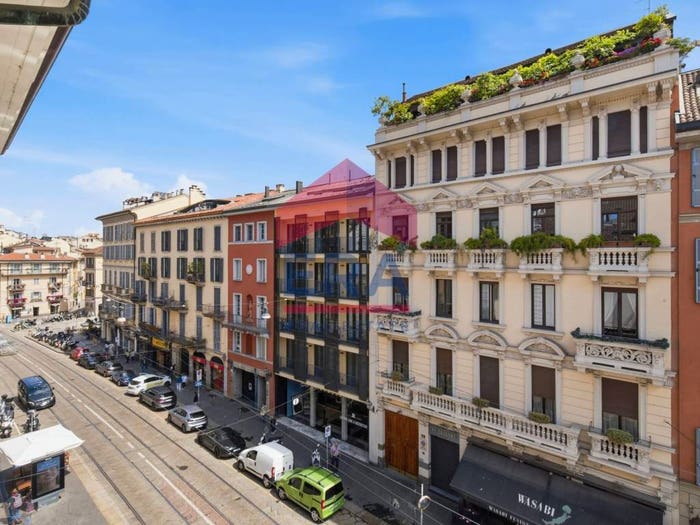 Casa trilocale in vendita in Via Giuseppe Sacchi, Cadorna Castello, Milano