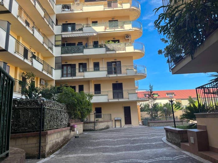 Appartamento trilocale in vendita in Via Eduardo De Filippo, Falciano, Caserta