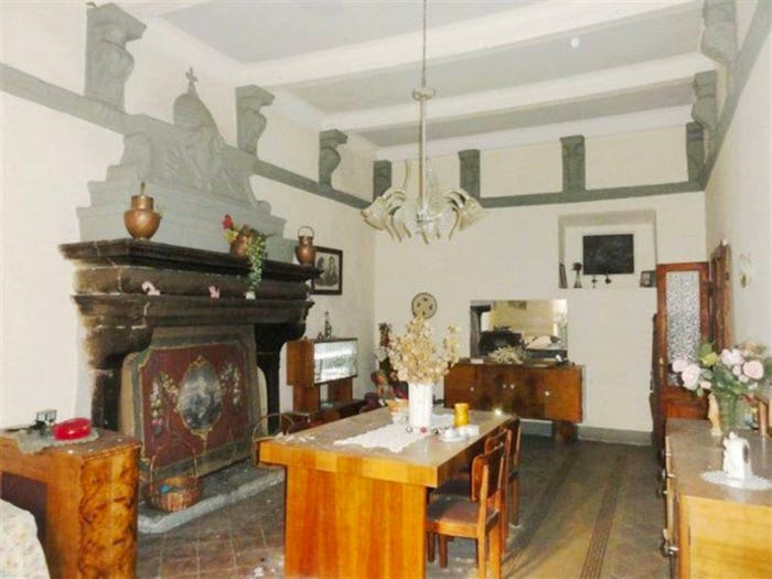 Appartamento con 6 locali in vendita in Borgo Palazzo D'Epoca SNC, Centro, Acquapendente