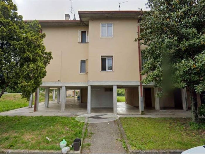 Appartamento quadrilocale in vendita in Via Mossolin, Centro, Lonigo