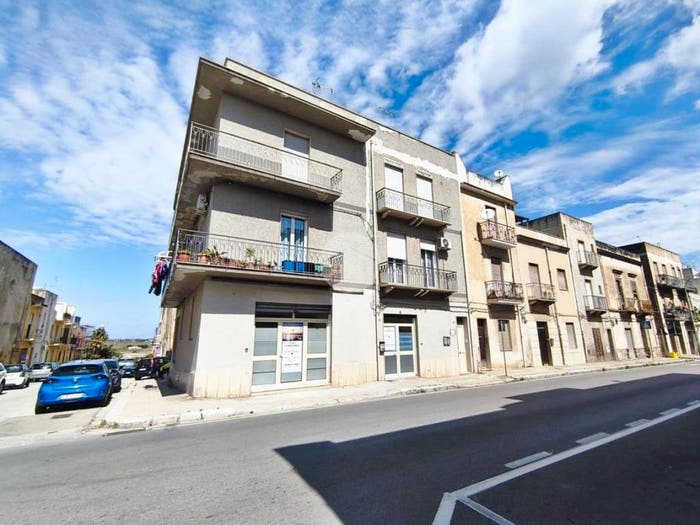 Appartamento quadrilocale in vendita in Via Tenente Colonnello Giovan Battista Orombello, Centro, Paceco