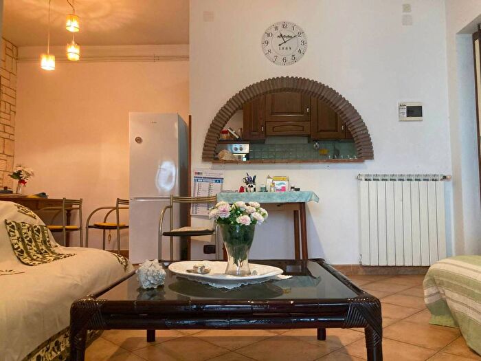 Appartamento trilocale in vendita in Torre del Lago, Viareggio