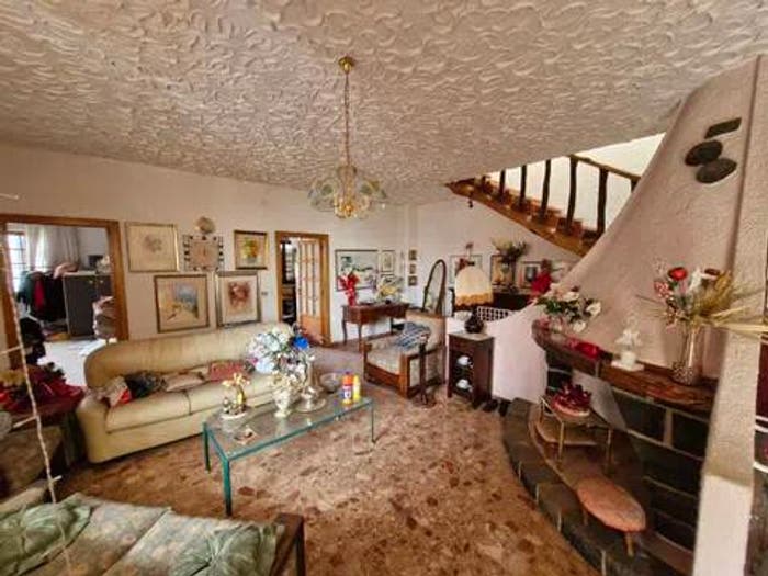 Casa con 5 locali in vendita in Via Stazione No Number, Centro, Bolotana