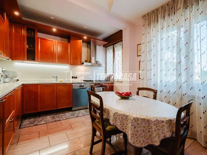 Casa con 5 locali in vendita in Stradello Bastogi, Baggiovara, Modena
