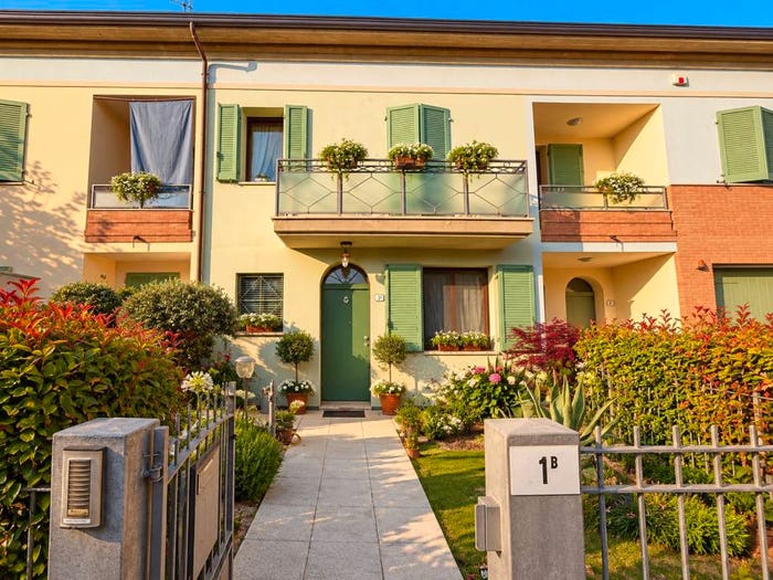 Casa con 6 locali in vendita in Via Toscana, Centro, Bagnacavallo