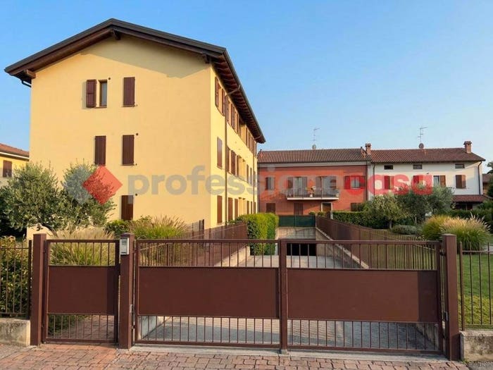 Appartamento con 5 locali in vendita in Via Aldo dall'Aglio, Salvaterra, Casalgrande