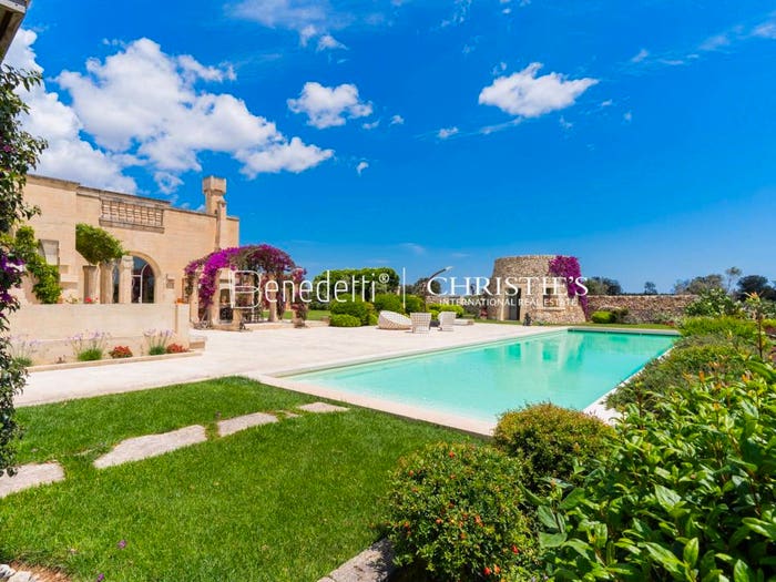 Casa con 6 locali in vendita in Via San Rocco, Centro, Carpignano Salentino