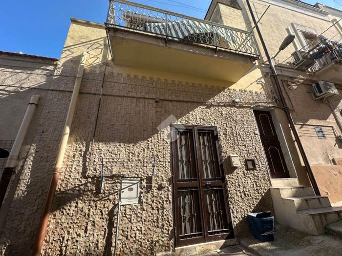 Appartamento bilocale in vendita in Via Gaetano Donizetti, Centro, Canosa di Puglia