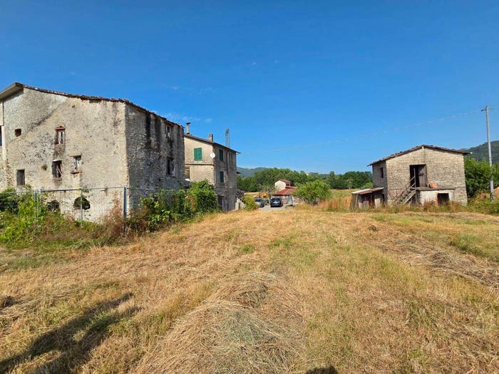 Casa quadrilocale in vendita in Via Piano, Madonna Di Sanna, Beverino