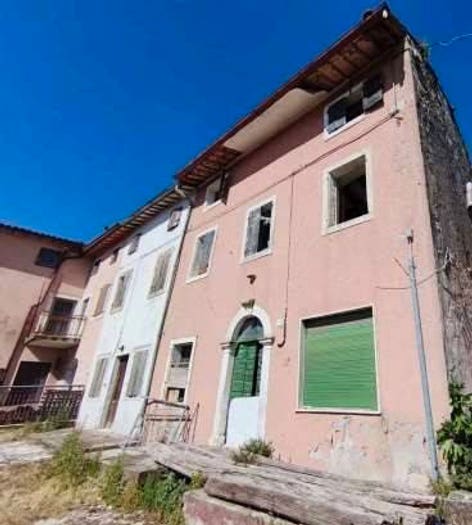 Appartamento con 6 locali in vendita in Via Tolotti, Montecchia di Crosara