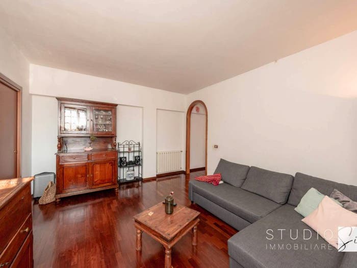 Casa con 6 locali in vendita in Via Niccolò Rodolico, Sant'Agostino, Pistoia