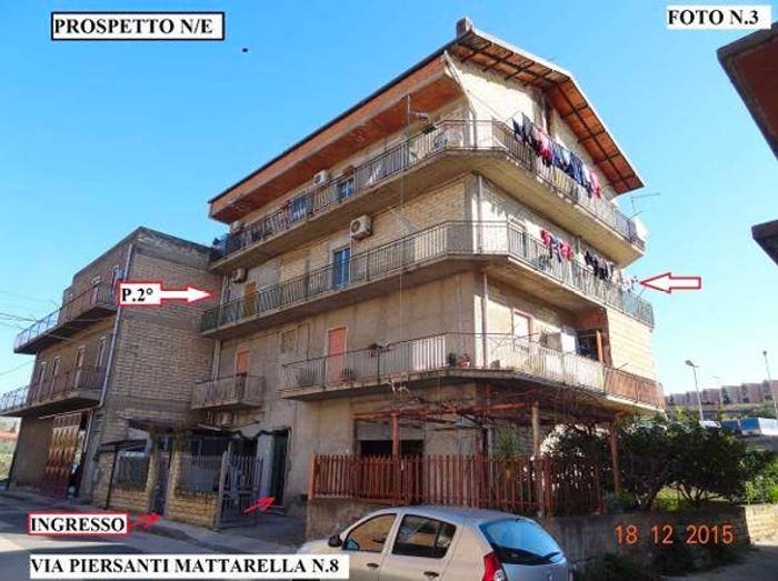 Appartamento in vendita in Via Pier Santi Mattarella, Catenanuova