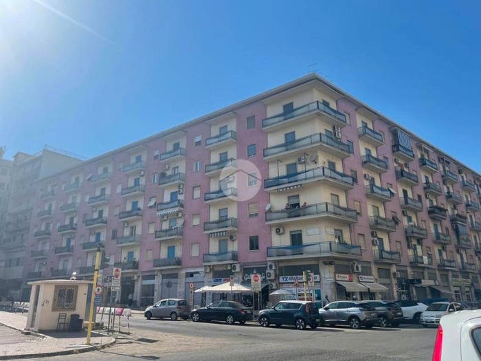 Appartamento trilocale in vendita in Piazza Della Provincia, Centro, Cosenza