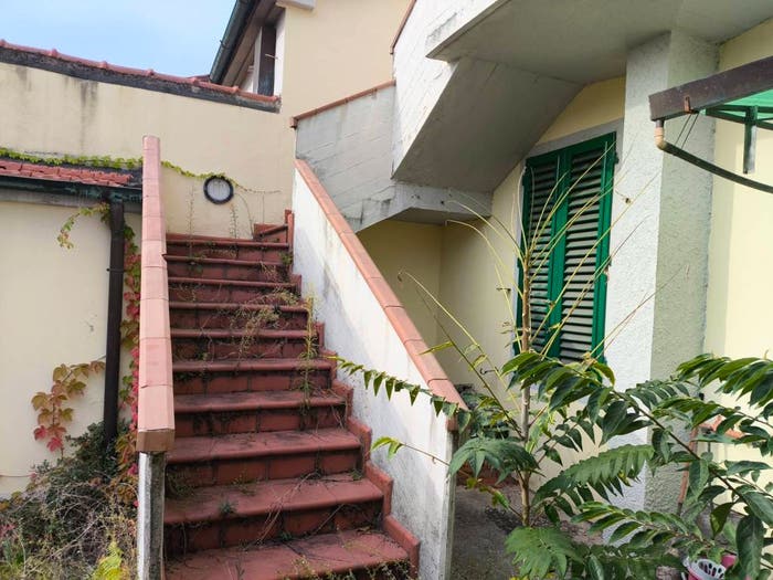 Casa con 6 locali in vendita in Piazza Giuseppe Giusti, Centro, Monsummano Terme
